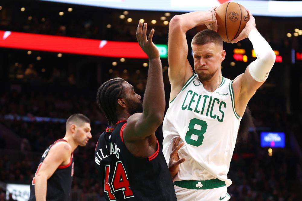 届时他将年 届时他将年