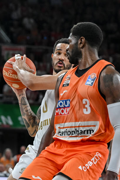 场新星费尔 场新星费尔