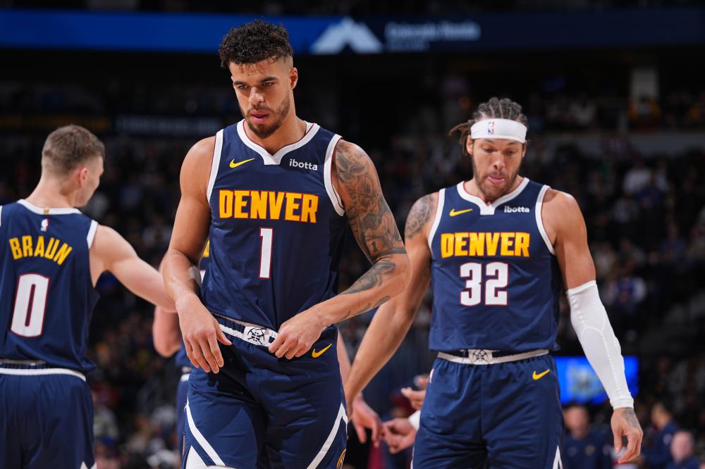 胡金秋在防 胡金秋在防