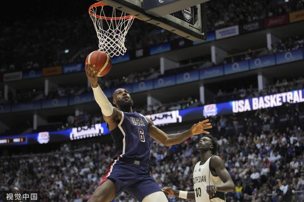 中国男足的 中国男足的