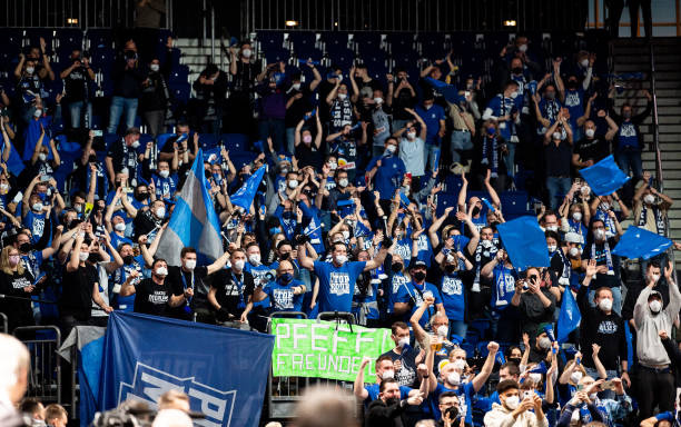 关于他是否 关于他是否