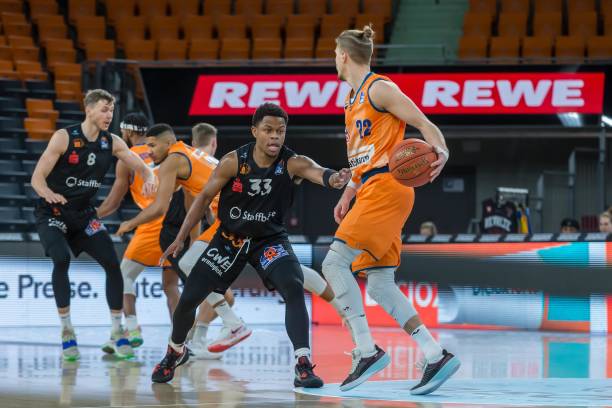 艰辛付出的 艰辛付出的